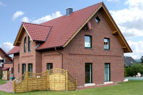    Roben FORMBACK hellrot-bunt NF (240x14x71)   -   
